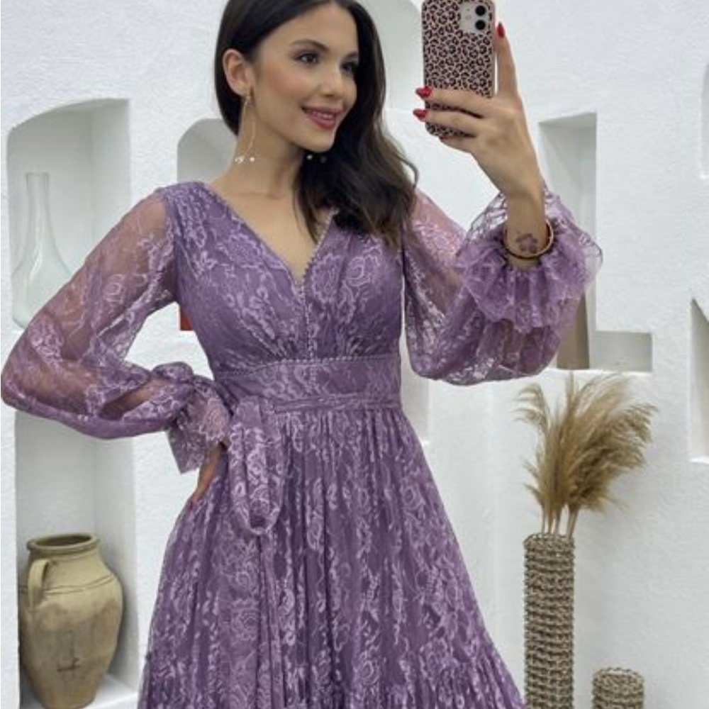 Modest Elegant Lavender Lace Long Sleeve Dress